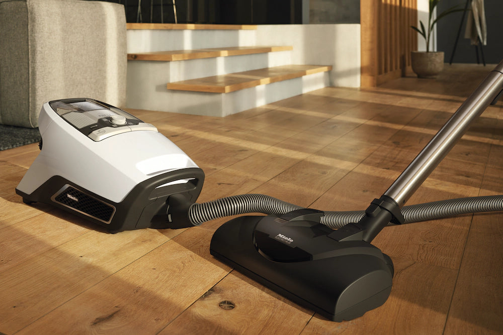 Miele Blizzard CX1 Cat & Dog PowerLine Lotus White